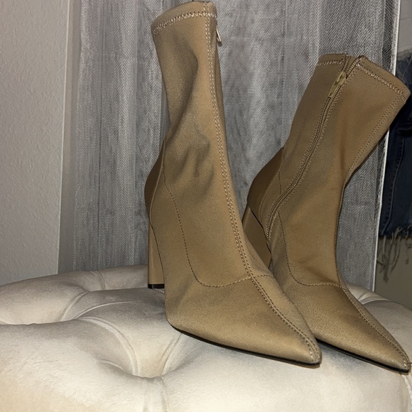 Zara nude boot heel - Picture 3 of 3